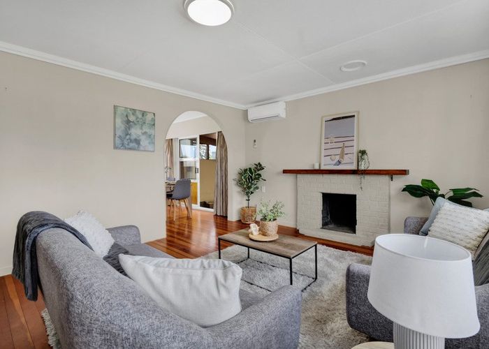  at 382 South Road, Omata, New Plymouth, Taranaki