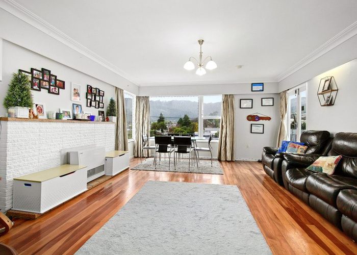  at 176 George Street, Stokes Valley, Lower Hutt