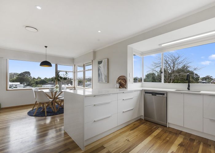 at 42 Byron Street, Leamington, Cambridge