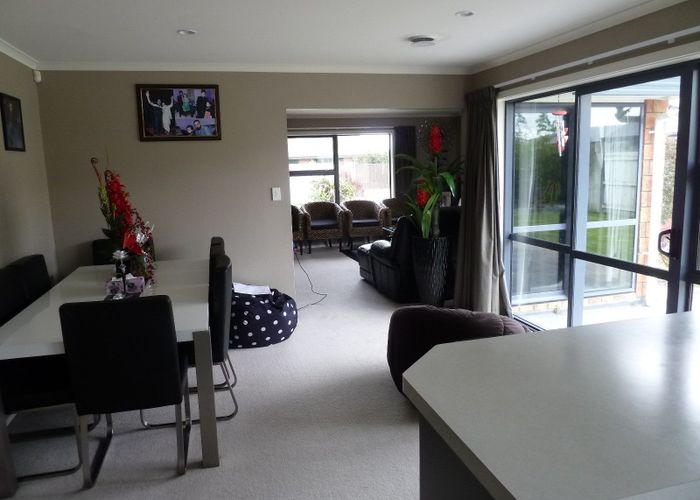  at 20 Medallion Court, Kelvin Grove, Palmerston North