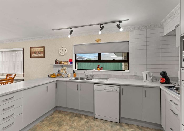  at 2/156 Heretaunga Street, Palmerston North