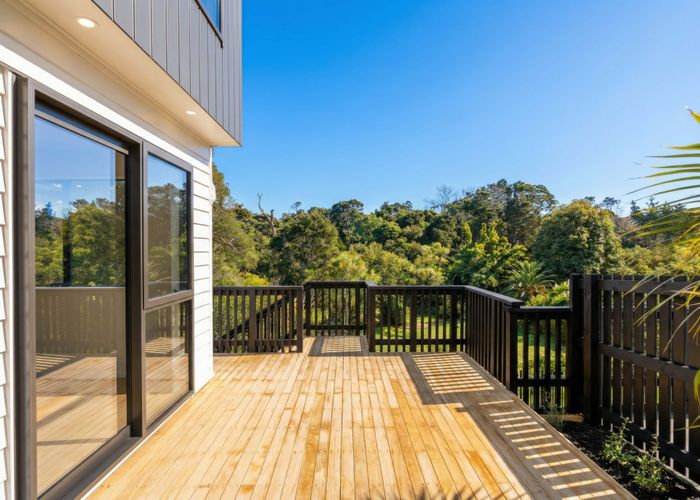  at 11&13 Tabitha Cres, Henderson, Waitakere City, Auckland