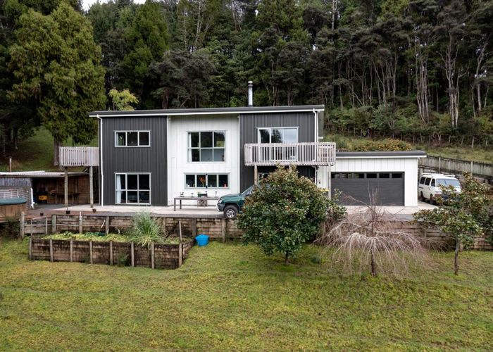 Free property data for 52B Downer Access Road, Kaukapakapa homes.co.nz