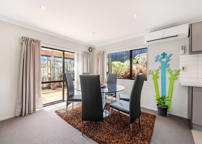  at 9 Jomard Terrace, Northcross, North Shore City, Auckland