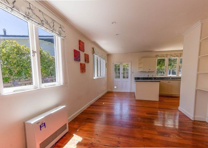  at 16 Grey Street, College Estate, Whanganui