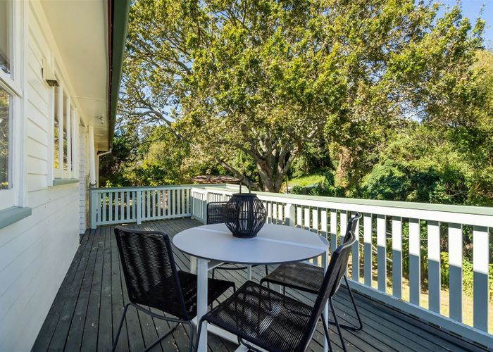  at 132 Lancaster Road, Beach Haven, Auckland