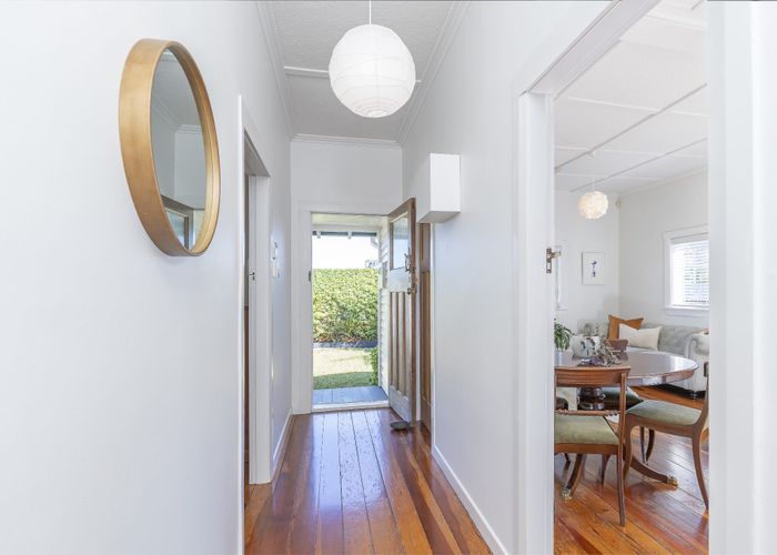  at 1/17 Elm Street, Avondale, Auckland