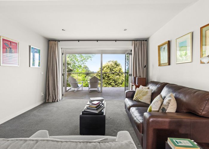  at 33 Simla Terrace, Hospital Hill, Napier, Hawke's Bay