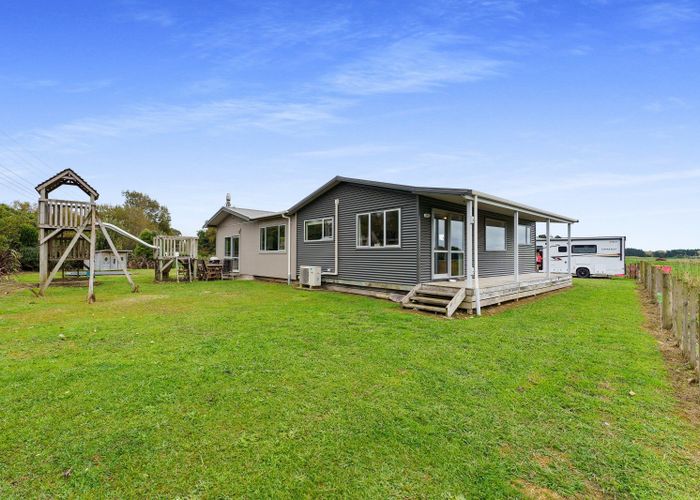  at 78 Takapu Road, Manakau, Levin