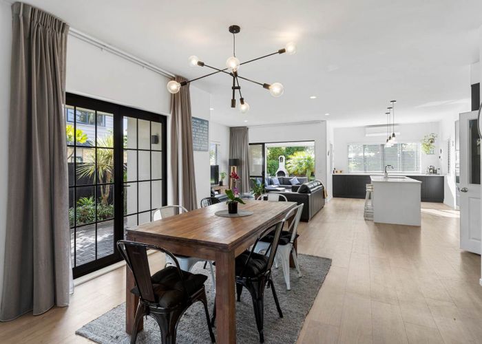  at 19 Pine Harbour Parade, Beachlands, Auckland