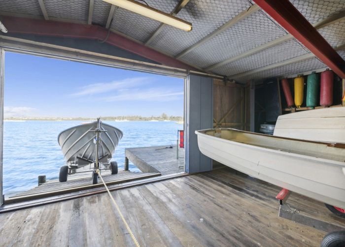  at 132 Aeroview Drive, Beach Haven, North Shore City, Auckland