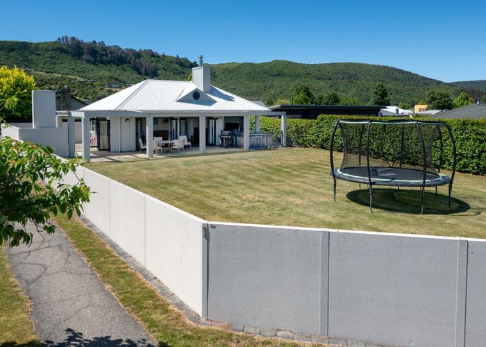  at 1 Antonia Place, Kinloch, Taupō