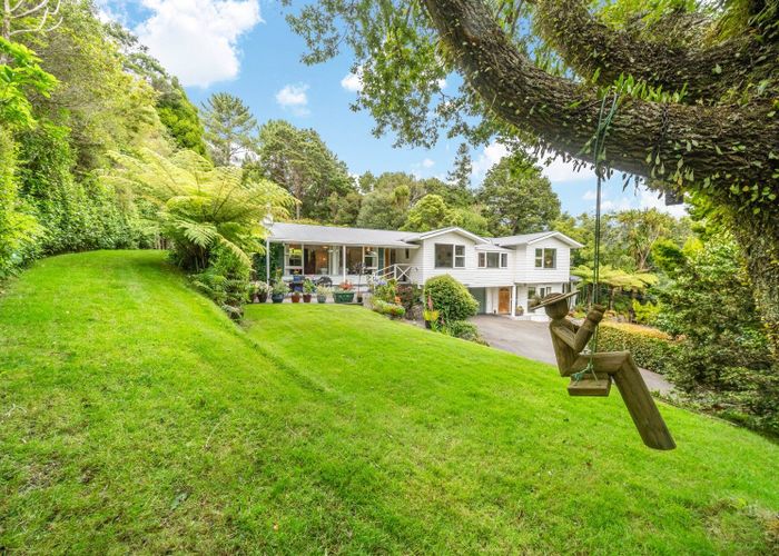  at 39 Blue Mountains Road, Silverstream, Upper Hutt, Wellington