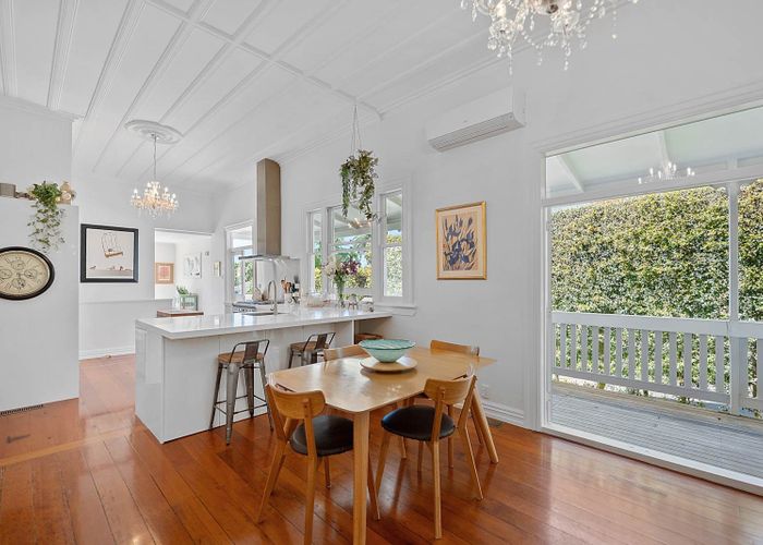  at 11 Albert Road, Devonport, North Shore City, Auckland