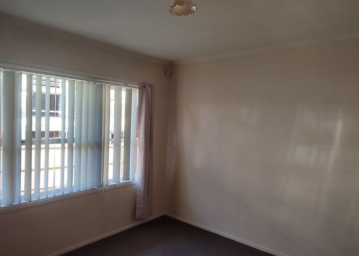  at 2/218 Pakuranga Road, Pakuranga Heights, Manukau City, Auckland