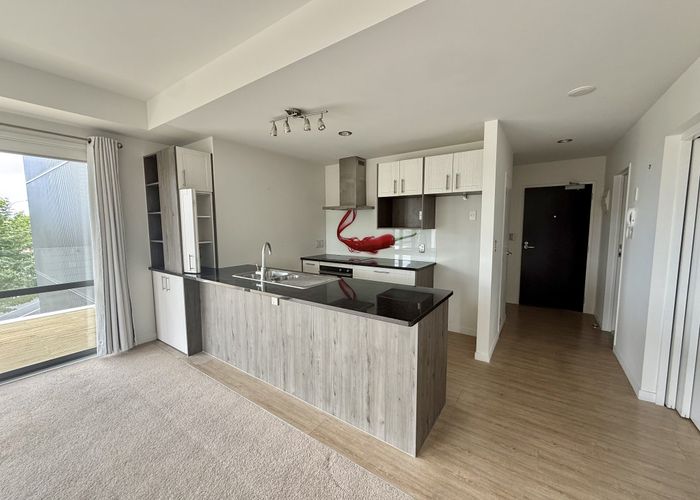  at 1K/136 Stancombe Road, Flat Bush, Manukau City, Auckland
