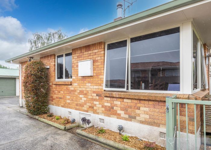  at 14 Jeanette Street, Glenview, Hamilton, Waikato