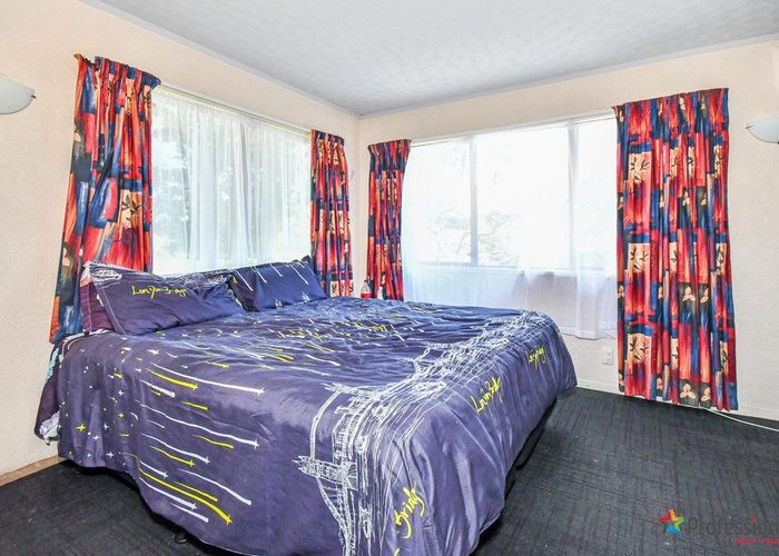  at 56 Grande Vue Road, Hillpark, Auckland