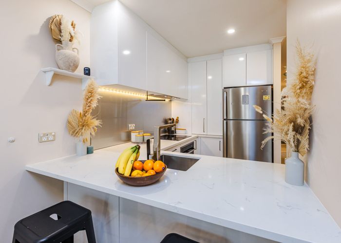 at 48 Chapel Road, Flat Bush, Auckland