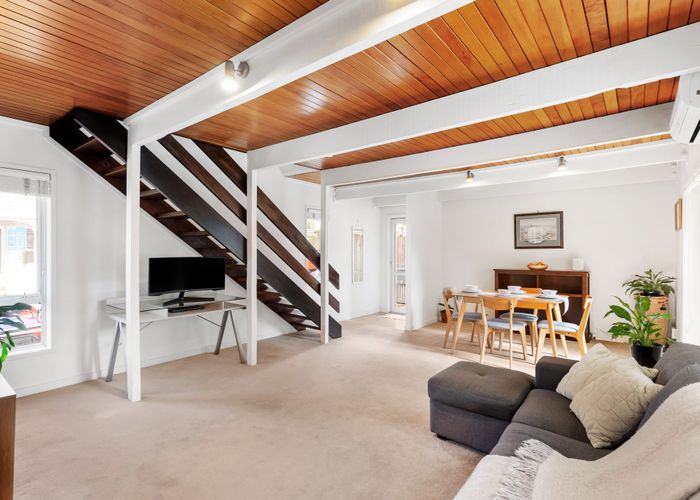  at 4 Cottleville Terrace, Thorndon, Wellington