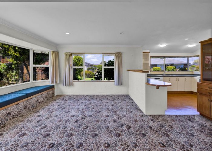  at 4 Waiwera Place, Merrilands, New Plymouth