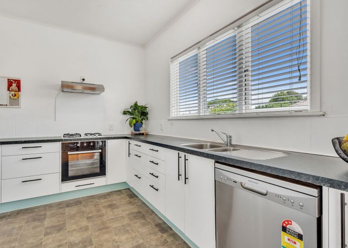  at 911 Rangiora Street, Mahora, Hastings, Hawke's Bay