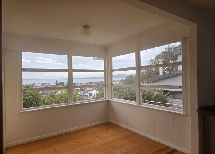  at 19 Prospect Terrace, Milford, North Shore City, Auckland