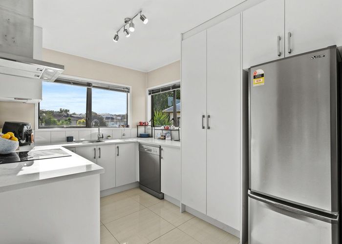  at 97 Hyperion Drive, Randwick Park, Manukau City, Auckland