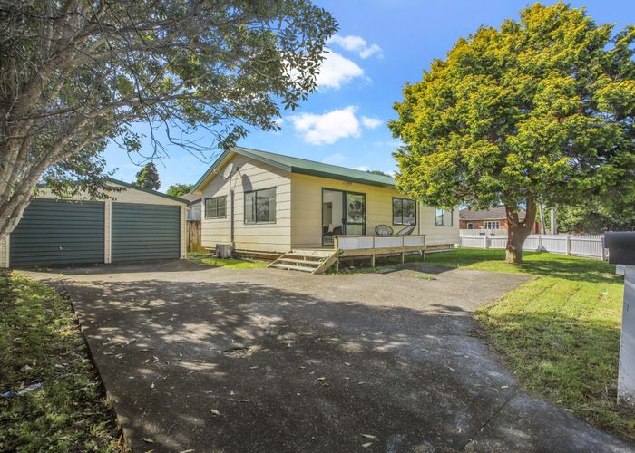  at 1 Maple Street, Avondale, Auckland