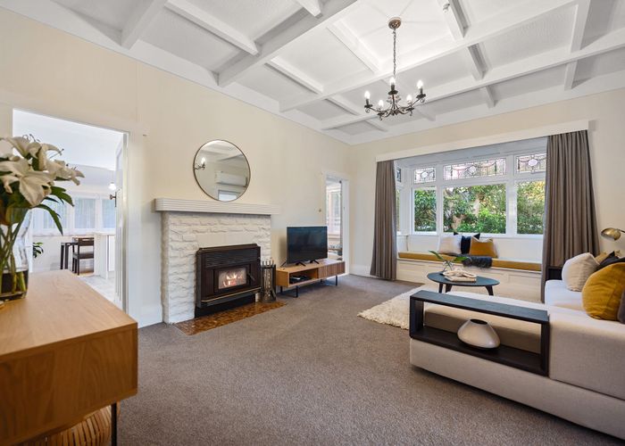  at 10 Bridge View Road, Birkenhead, Auckland