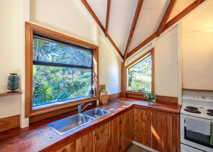  at 39 Wilma Road, Ostend, Waiheke Island