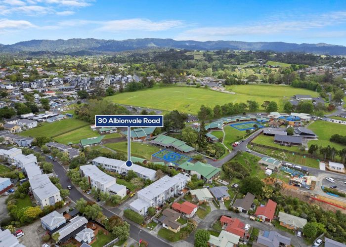  at 30 Albionvale Road, Glen Eden, Auckland