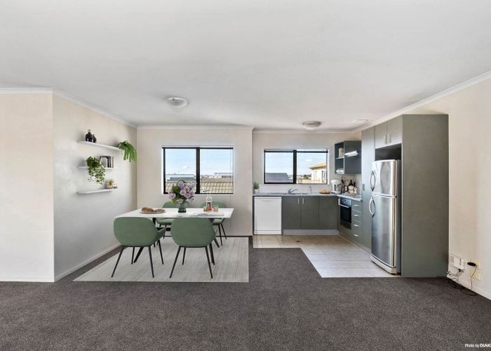  at 175/172 McLeod Road, Te Atatu South, Waitakere City, Auckland