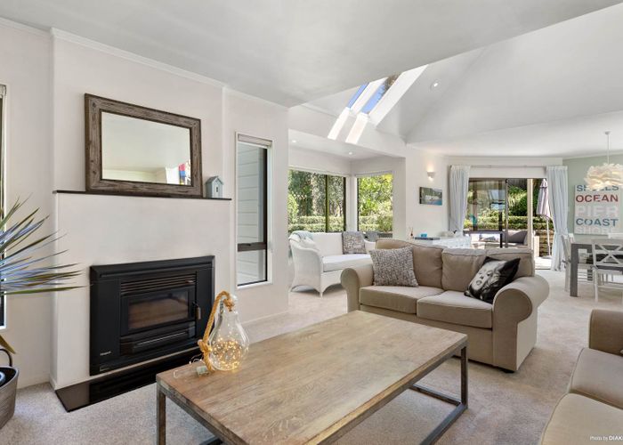  at 2/15 Hawera Road, Kohimarama, Auckland