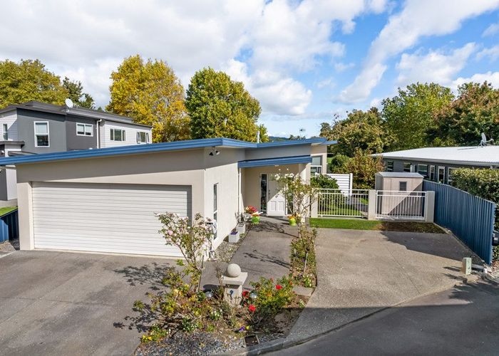  at 17 Parkwood Grove, Trentham, Upper Hutt, Wellington