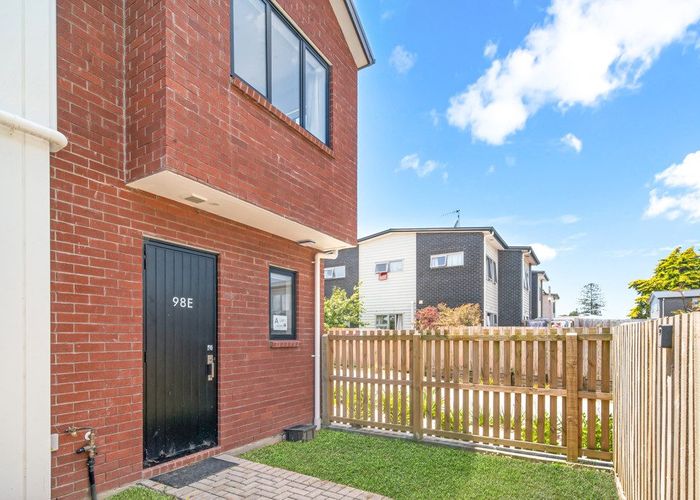  at 98e Walmsley Road, Favona, Manukau City, Auckland