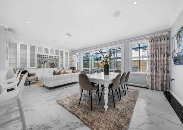  at 2 Piringa Street, Flat Bush, Manukau City, Auckland