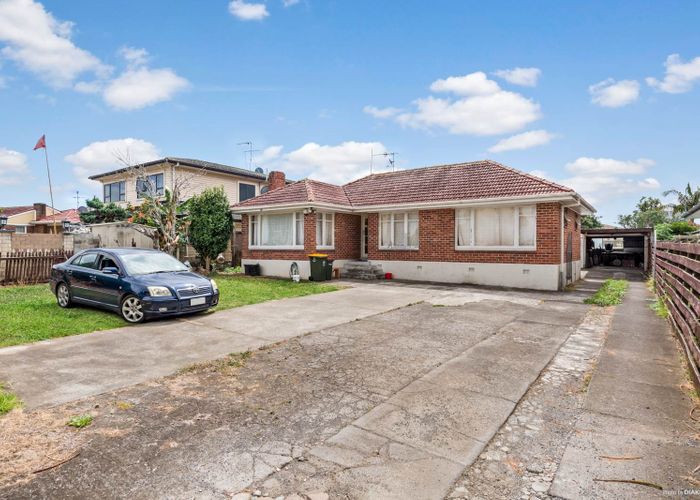  at 85 Buckland Road, Mangere East, Auckland