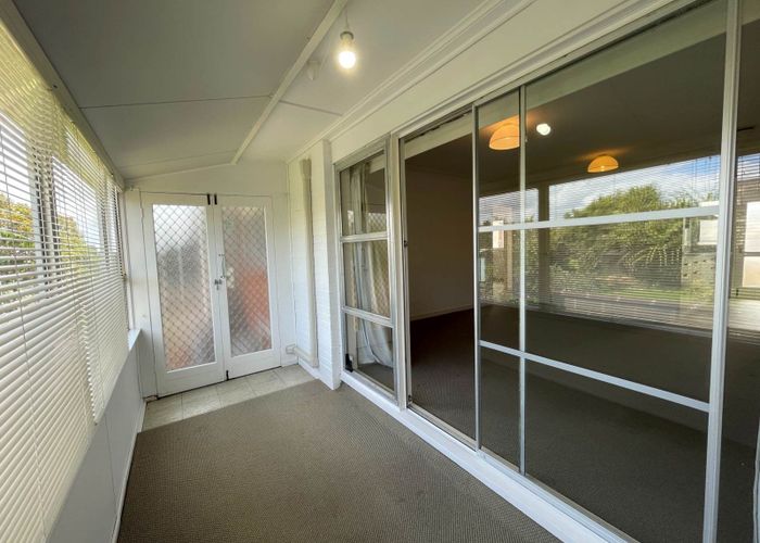  at 4/690 Pakuranga Road, Pakuranga, Manukau City, Auckland