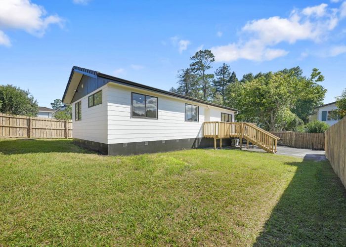  at 2/36 Borich Road, Sunnyvale, Waitakere City, Auckland