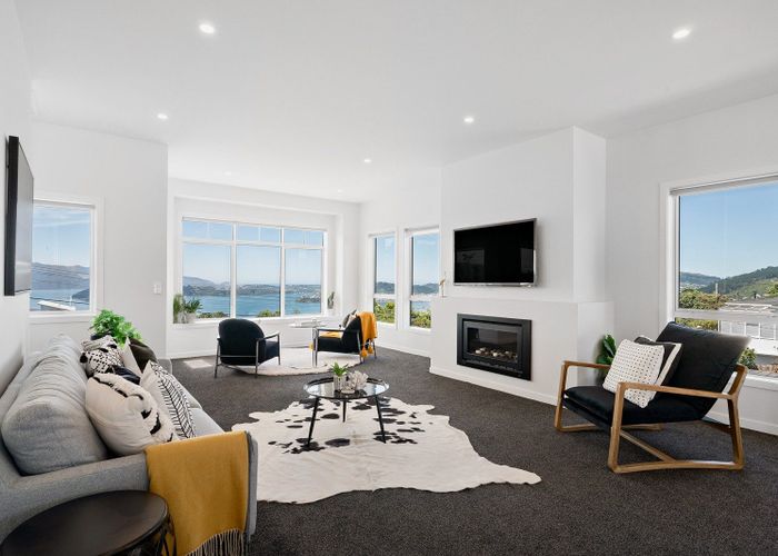  at 2/74 Jubilee Road, Khandallah, Wellington