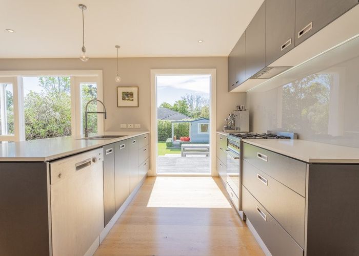  at 9 Malcolm Avenue, Cashmere, Christchurch