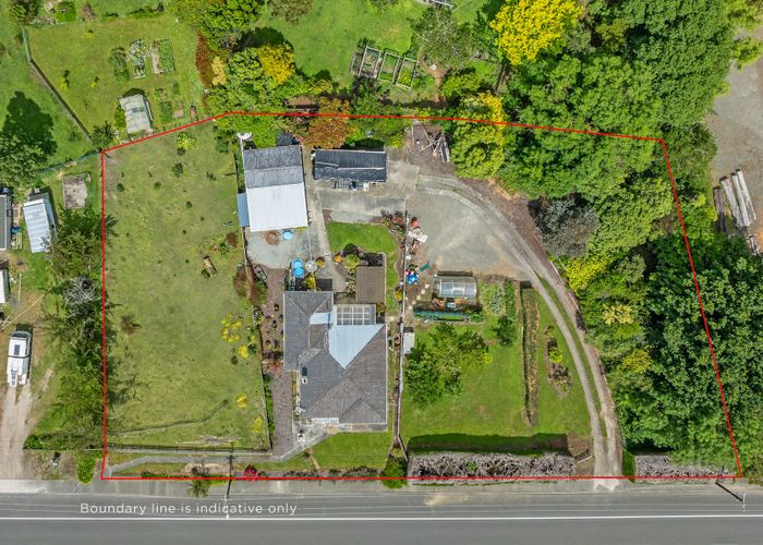  at 1061 Halcombe Road, Feilding