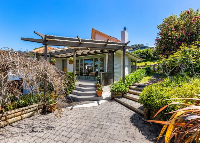  at 27 Aldersgate Road, Hillsborough, Auckland