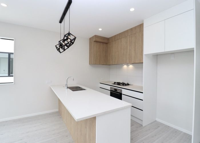  at 127 Oreil Avenue, West Harbour, Waitakere City, Auckland
