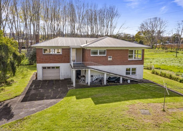  at 7 Main Road, Kumeu, Rodney, Auckland