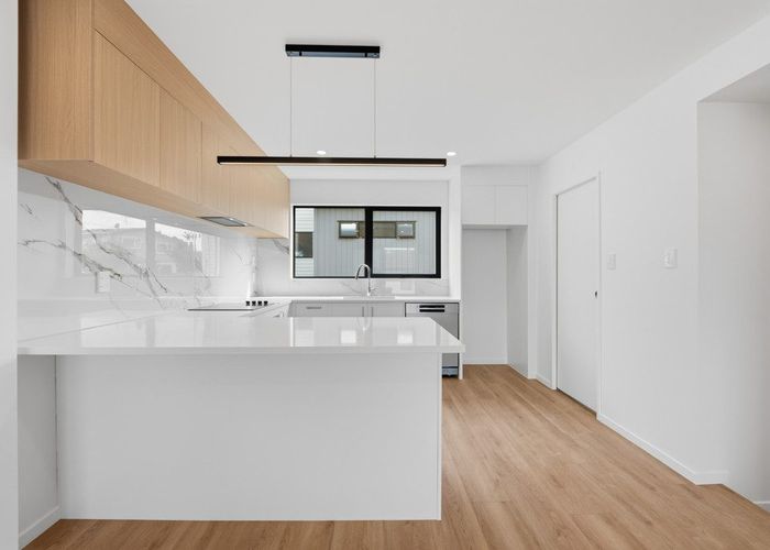  at 6-10/201 Sunnynook Road, Wairau Valley, North Shore City, Auckland