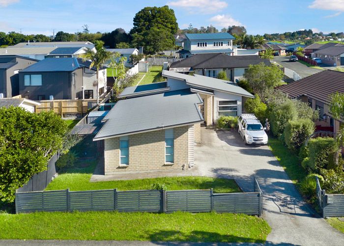  at 79 Westgate Drive, Massey, Waitakere City, Auckland