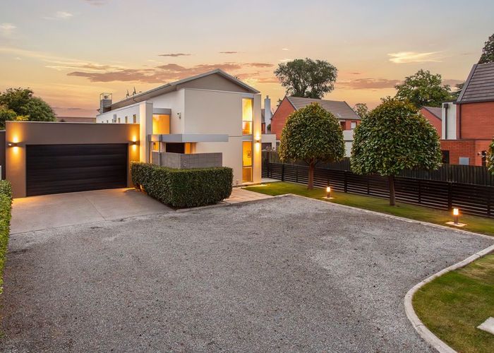  at 6 Cephas Close, Sockburn, Christchurch