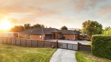  at 19 Castleton Way, Flagstaff, Hamilton
